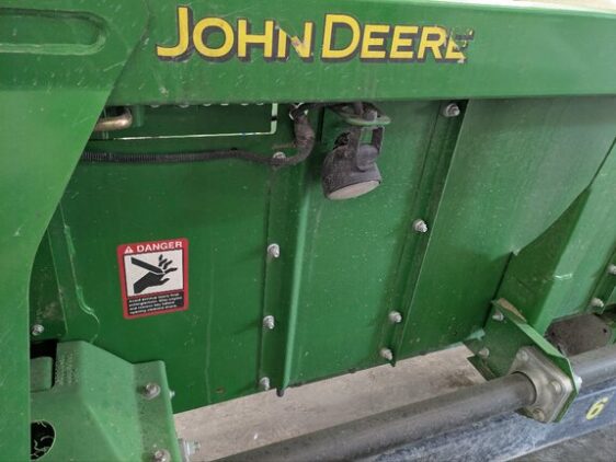 2014 John Deere 618C - Image 9