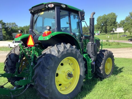 2023 John Deere 6155M Cab - Image 4