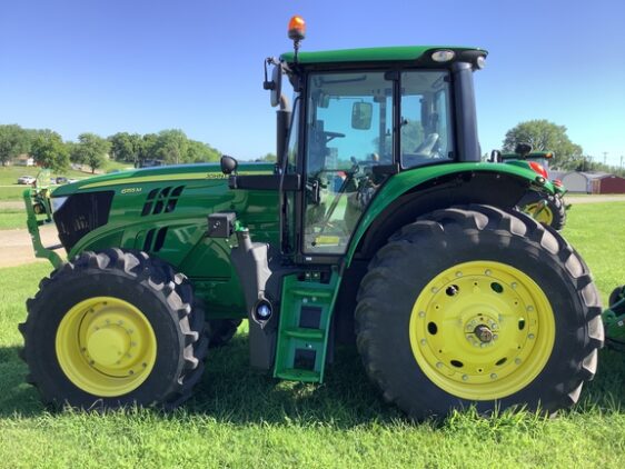 2023 John Deere 6155M Cab - Image 2