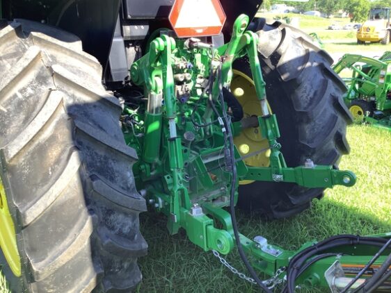 2023 John Deere 6155M Cab - Image 5