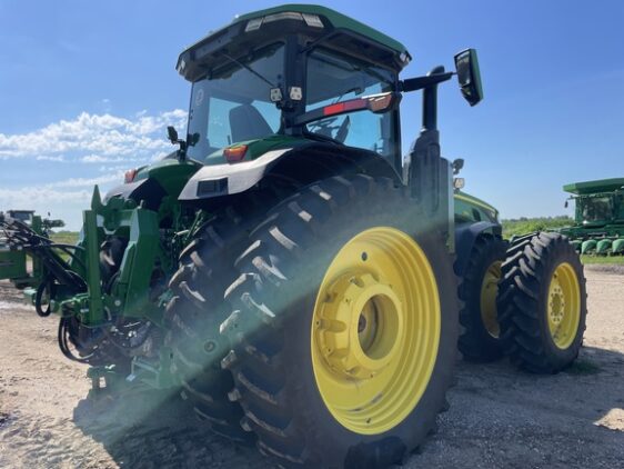 2024 John Deere 8R 310 - Image 7