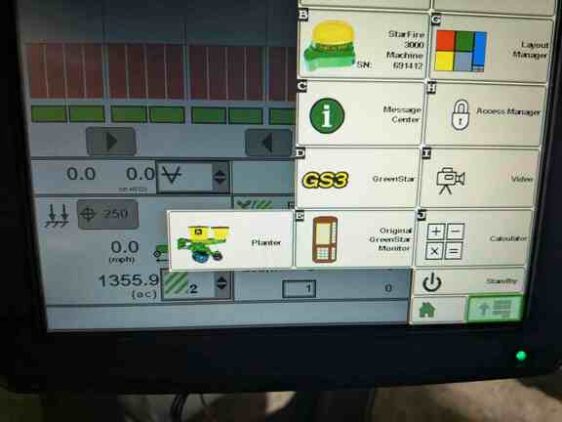 2015 John Deere 1775NT - Image 44