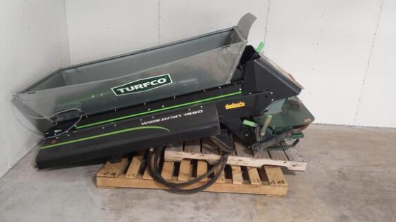 2019 Turfco 1550
