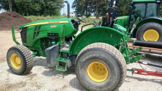 2020 John Deere 5075M - Image 5