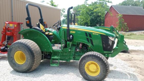 2020 John Deere 5075M