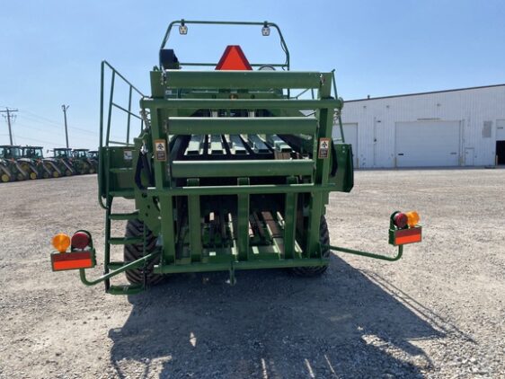 2024 John Deere L341R - Image 10