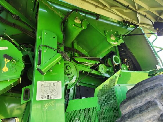 2018 John Deere S780 - Image 33