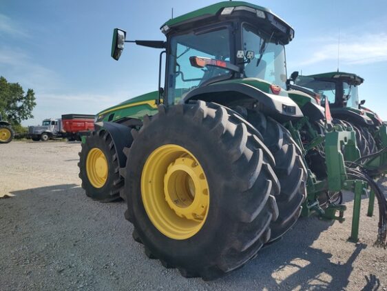 2020 John Deere 8R 410 - Image 3