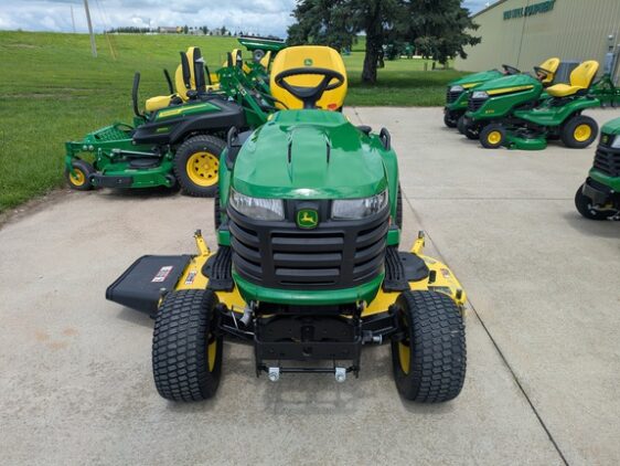 2019 John Deere X730 - Image 8