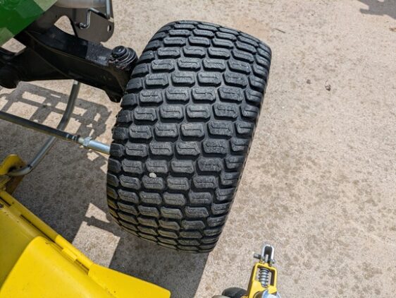 2019 John Deere X730 - Image 21