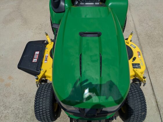 2019 John Deere X730 - Image 9