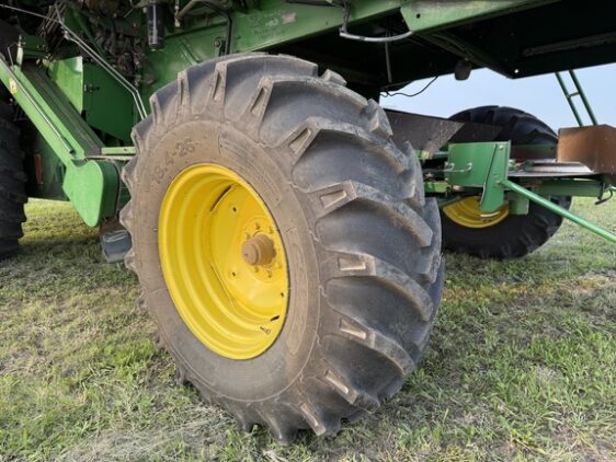 1993 John Deere 9600 - Image 22