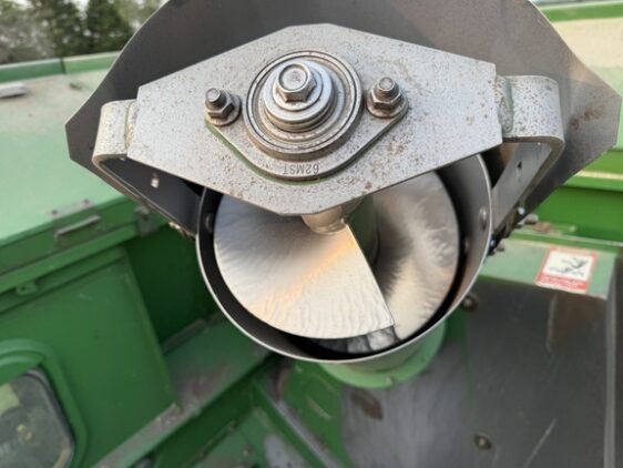 1993 John Deere 9600 - Image 16