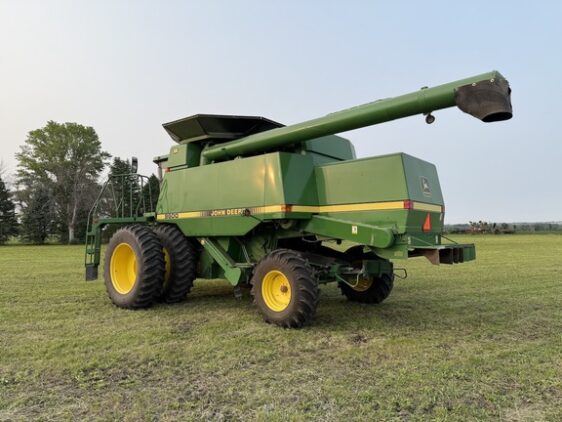 1993 John Deere 9600 - Image 2