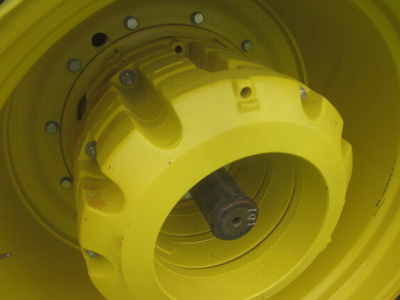 2024 John Deere 8R 370 - Image 8