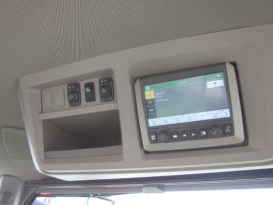 2024 John Deere 8R 370 - Image 22