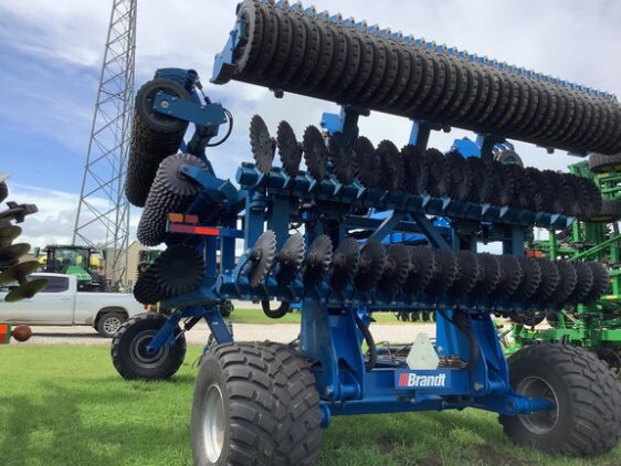 2023 Brandt 345A HP - Image 12