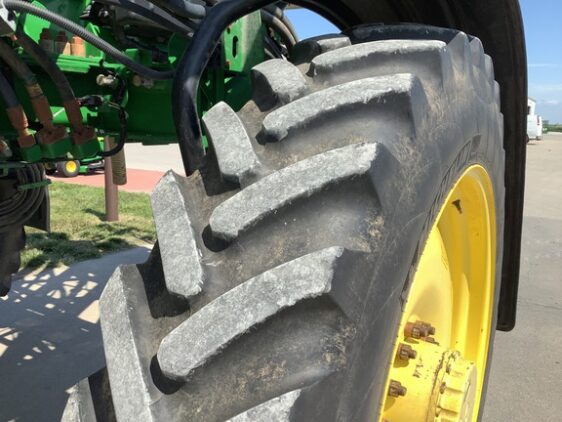 2017 John Deere R4038 - Image 5