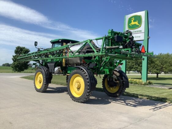2017 John Deere R4038 - Image 3