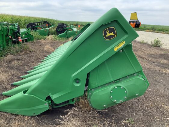 2022 John Deere C18R - Image 2