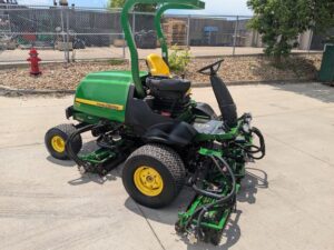 2010 John Deere 7700