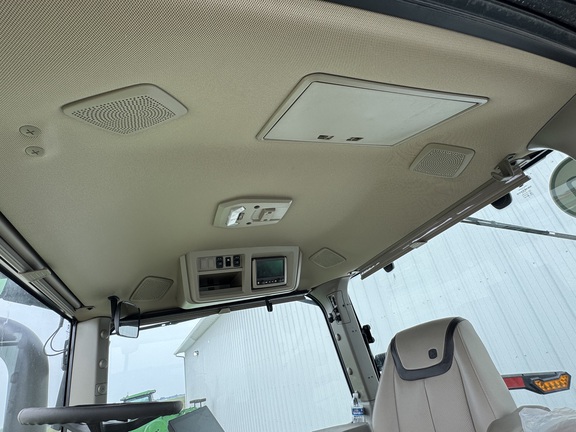 2024 John Deere 8R 340 - Image 15