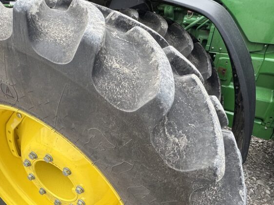2024 John Deere 8R 370 - Image 20