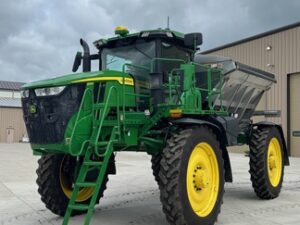 2022 John Deere 600R