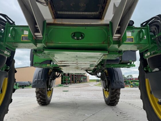 2022 John Deere 600R - Image 22
