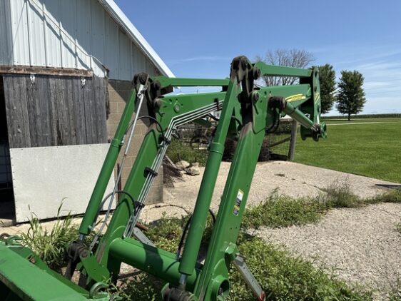 2009 John Deere 7230 Cab - Image 60