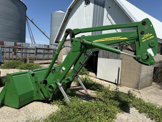 2009 John Deere 7230 Cab - Image 57