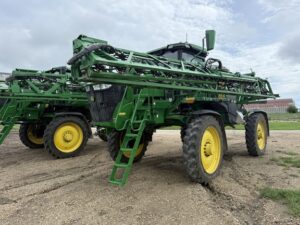 2023 John Deere 412R
