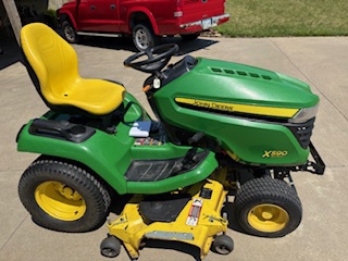 2015 John Deere X590 - Image 6