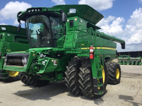 2021 John Deere S780