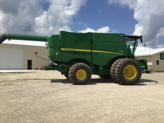 2022 John Deere S780 - Image 24