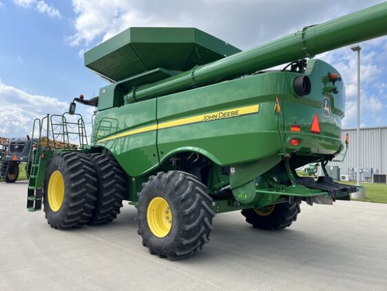 2018 John Deere S780 - Image 7