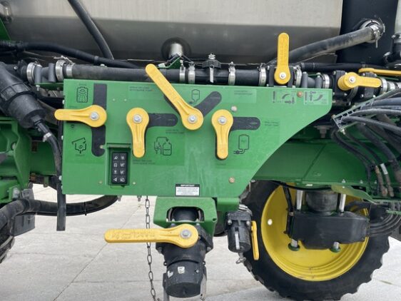2019 John Deere R4038 - Image 22