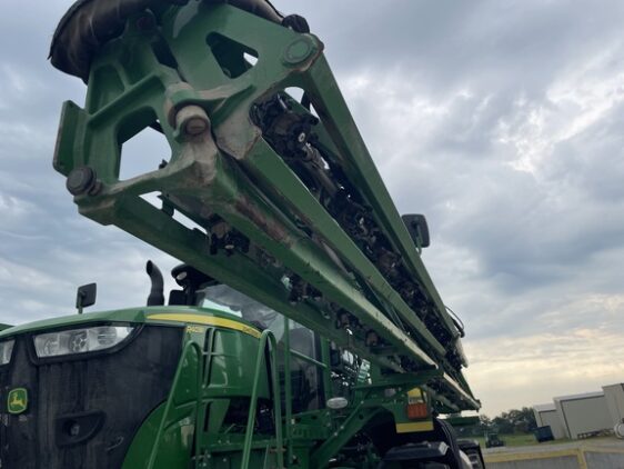 2019 John Deere R4038 - Image 10
