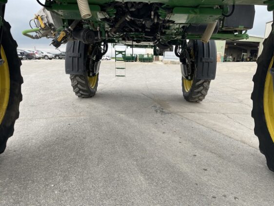2019 John Deere R4038 - Image 24