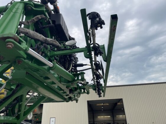 2019 John Deere R4038 - Image 14