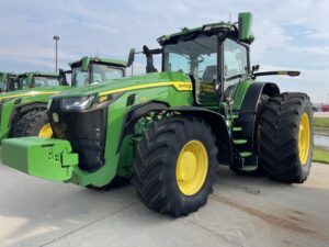 2023 John Deere 8R 370