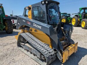 2020 John Deere 331G