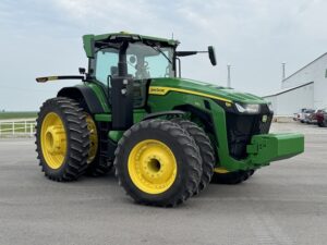 2024 John Deere 8R 370