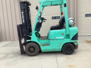 2001 Mitsubishi FG18k