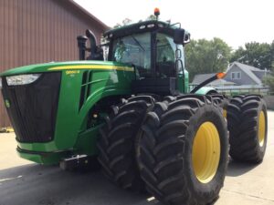 2013 John Deere 9560R