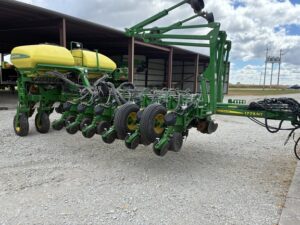 2019 John Deere 1775NT