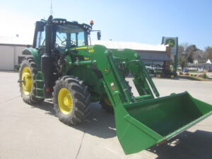 2023 John Deere 6140M