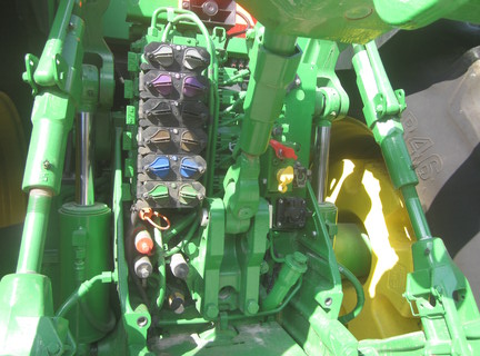 2024 John Deere 8R 370 - Image 7