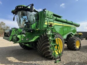 2024 John Deere X9 1000