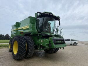 2025 John Deere S7 800